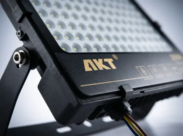 Projecteur LED AKT 200W (Boîtier Noir) – Modèle AKT-TGD12017-200W