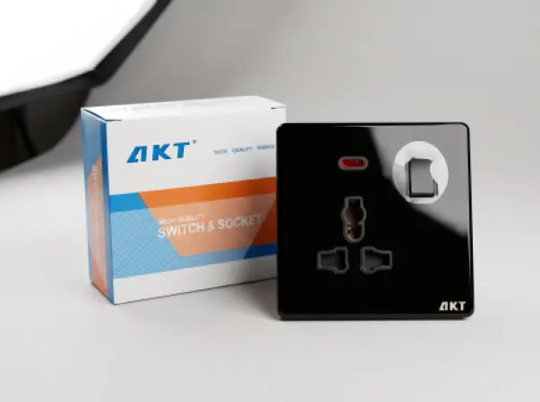 Prise de courant multifonction AKT avec interrupteur et voyant néon – Noir