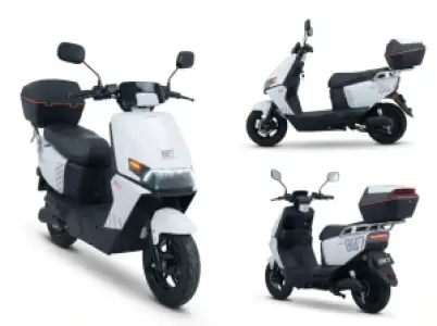 AKT 1500W 电动摩托车 – 72V 26Ah 天能石墨烯电池