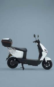 AKT 1500W Electric Scooter – 72V 26Ah Graphene Battery