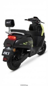 AKT RUN HOCITCS 3000W电动滑板车 – 72V 38Ah石墨烯电池