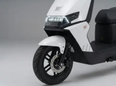 Scooter électrique AKT 1500W – Batterie au graphène Tianneng 72V 26Ah