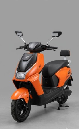 AKT RUN STABLE 2000W Electric Scooter – 72V 26Ah Graphene Battery